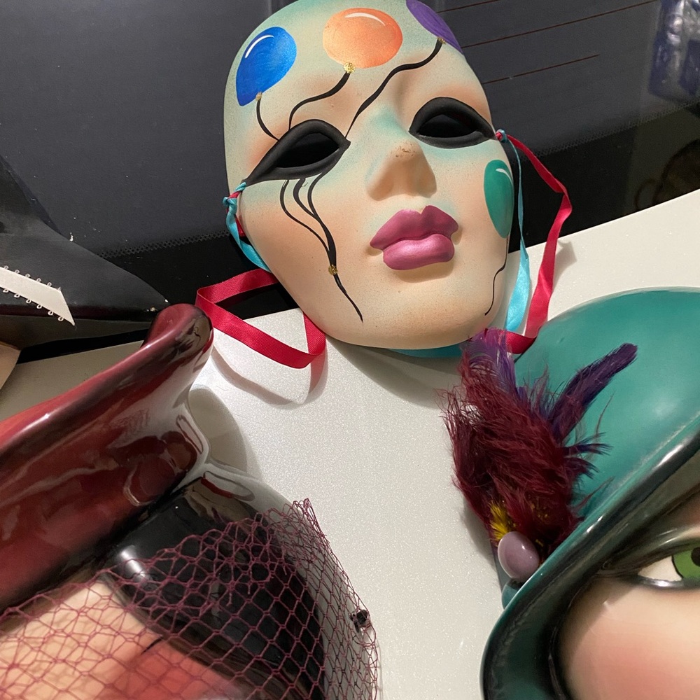 Ceramic hand painted collection MASK. - Picture 5 of 9